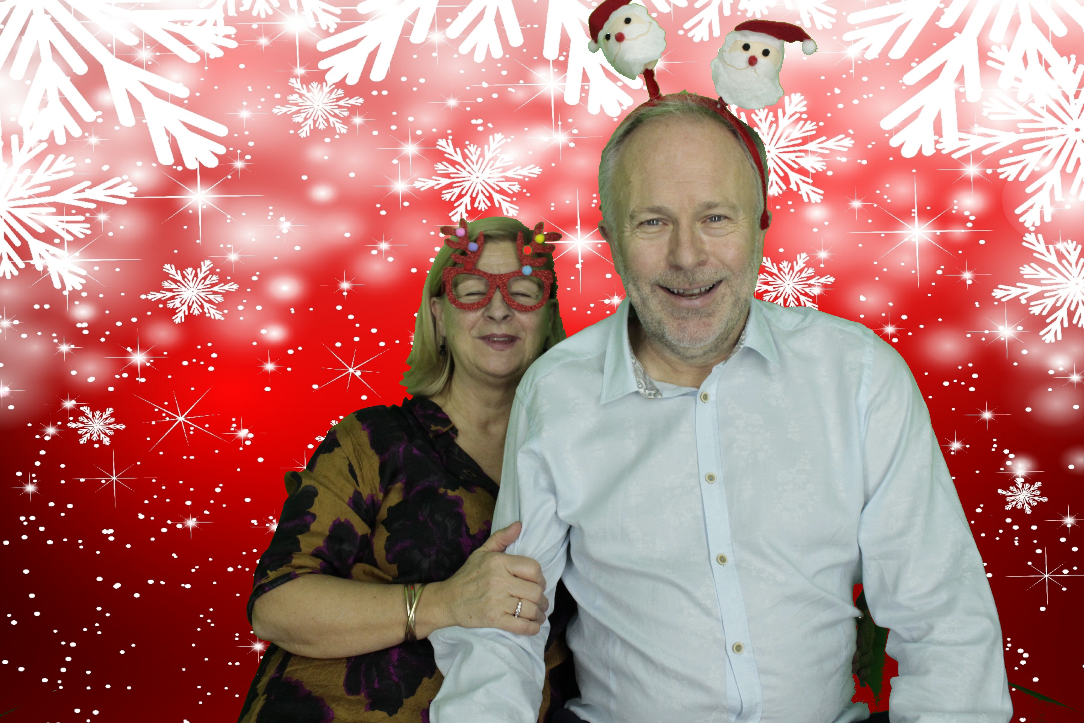 Silvermere Christmas Party | View more photos from the event at gallery.myphotoboothexperience.co.uk/u/MyPhotoBoothExperienceLtd/Silvermere-Christmas-Party-3